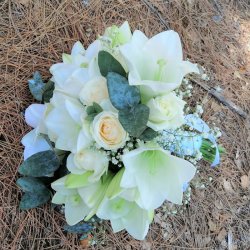 זר כלה ורדים ושושן צחור