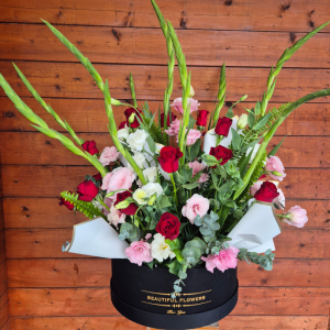 סידור פרחים ענק בקופסא מיוחדת