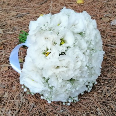 זר כלה ליזיאנטוסים בלבן