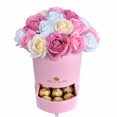 סידור פרחי סבון צבעוני  בקופסא